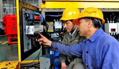 打造智慧化“安全陣地”——記全國(guó)青年安全生產(chǎn)示范崗、東龐礦機(jī)修廠電修車間通用設(shè)備修理